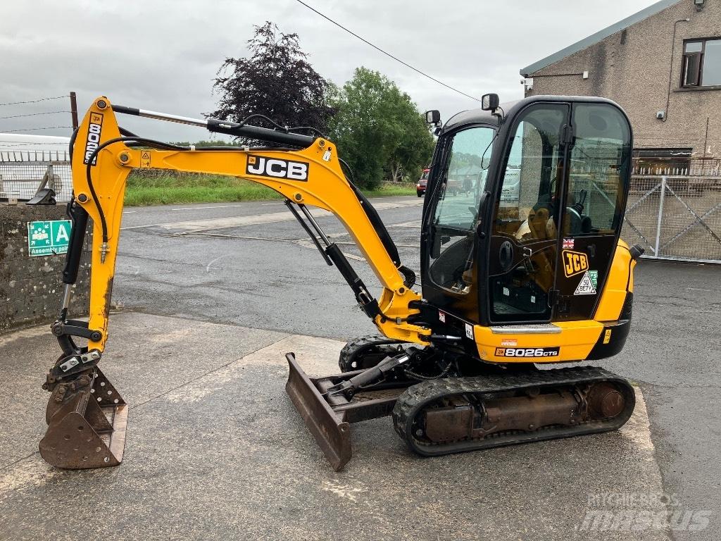 JCB 8026 CTS Minikoparki