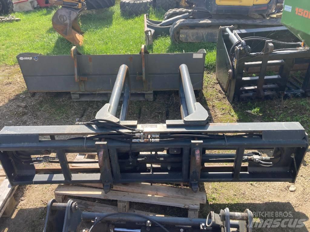 Ålö Quadrogrip 200 Akcesoria do ładowaczy czołowych