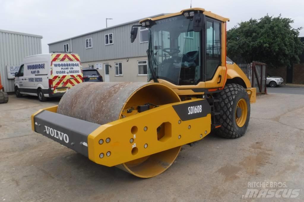 Volvo SD 160 B Walce ogumione