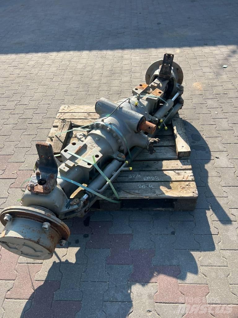 JCB 535-140 Mosty, wały i osie