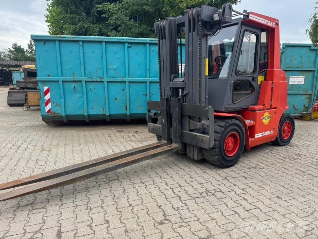 Mora M 85 C Wózki Diesla