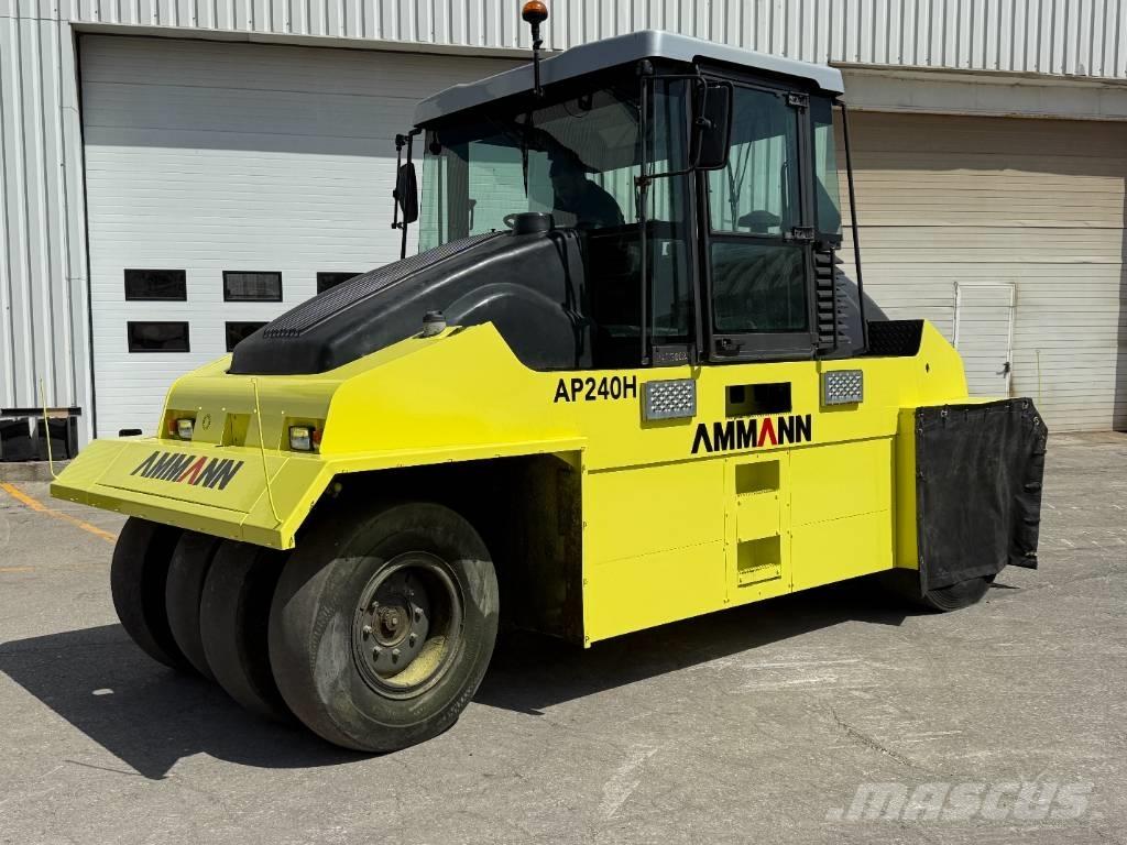 Ammann AP 240 H Walce ogumione