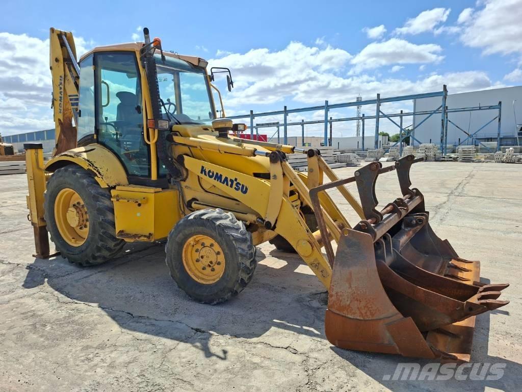 Komatsu WB 91 R Koparko-ładowarki