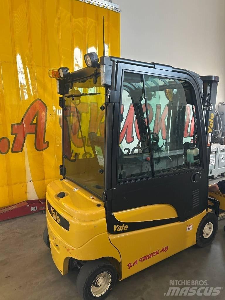 Yale ERP 16 VF Wózki elektryczne