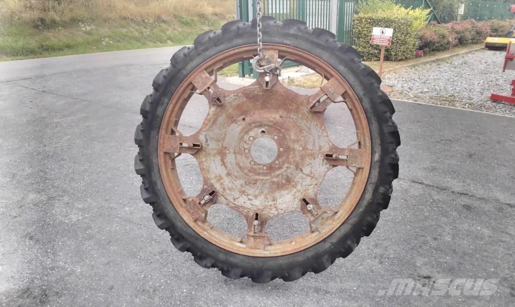 Kleber 8.3R44 Opony, koła i felgi