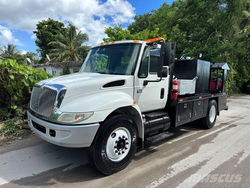 International 4300 Cysterna