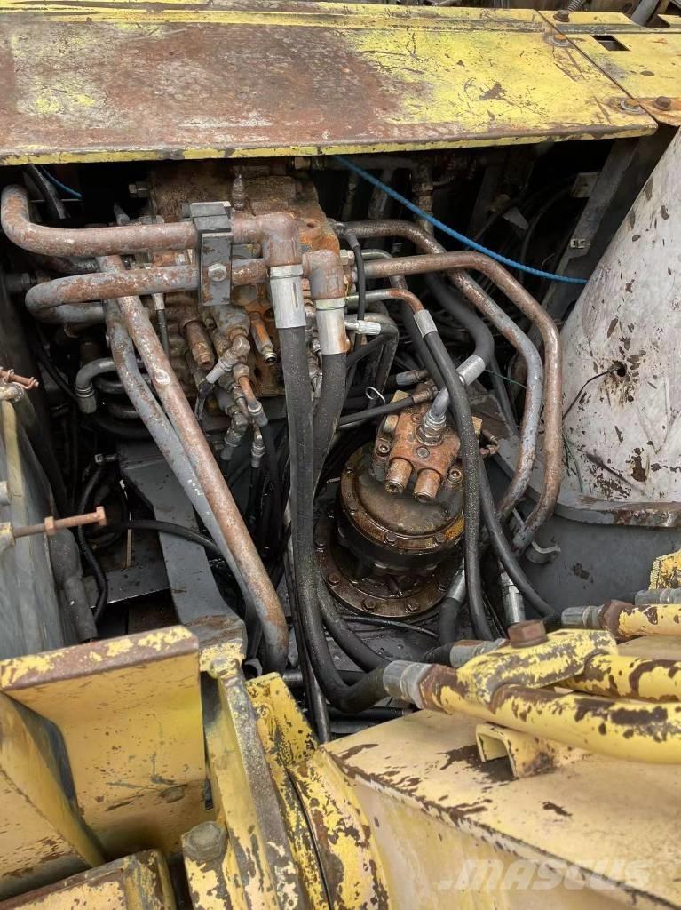 Sumitomo SH120 Koparki gąsienicowe