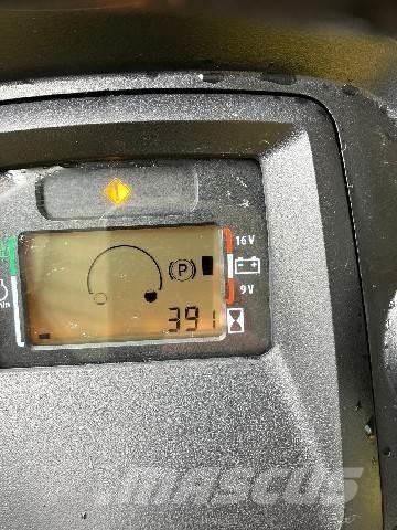 John Deere X590 Kosiarki ogrodowe