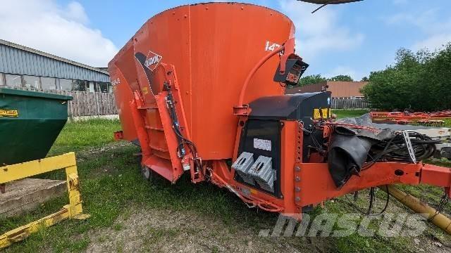 Kuhn Profile 1470 Karmniki dla zwierzat