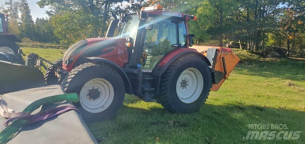 Valtra N114HT5 Ciągniki rolnicze
