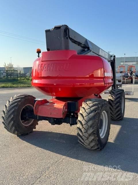 Manitou 200 ATJ Kompaktowe samojezdne wysięgniki podnośnikowe