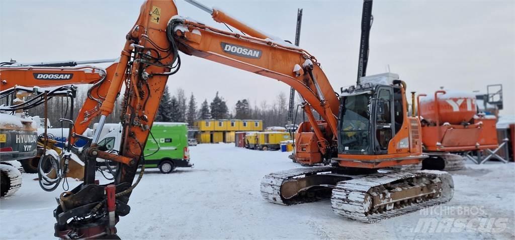 Doosan DX235LCR Koparki gąsienicowe