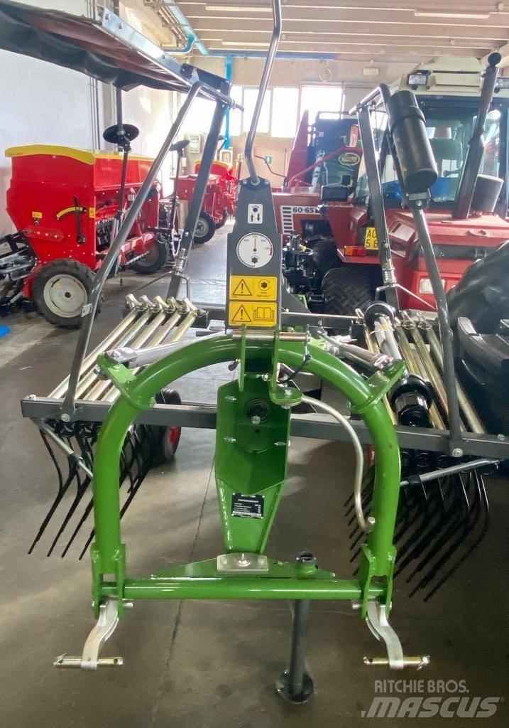Fendt Former 400 DN Zgrabiarki i przetrząsacze