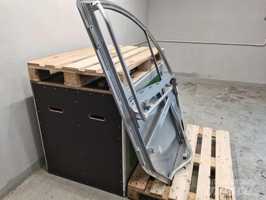 Manitou MLT 635 door Kabiny i wnętrze