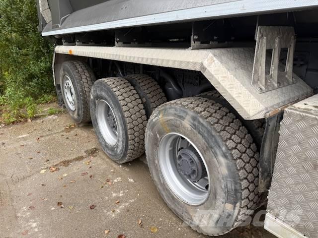 Volvo Penta FMX Wywrotki