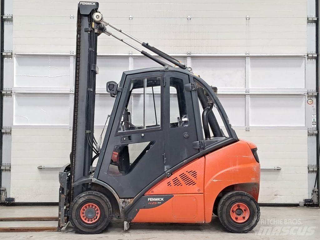 Linde H25D-02 Wózki Diesla