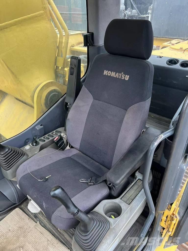 Komatsu PC490-10 Koparki gąsienicowe
