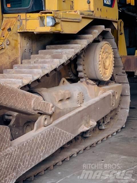 CAT D 9 T Spycharki gąsienicowe