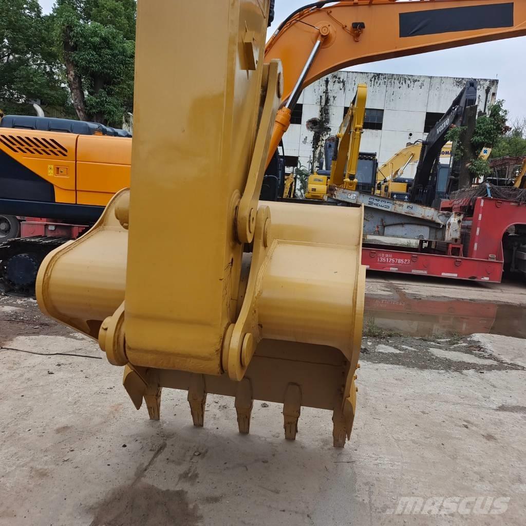 CAT 320 D Koparki gąsienicowe
