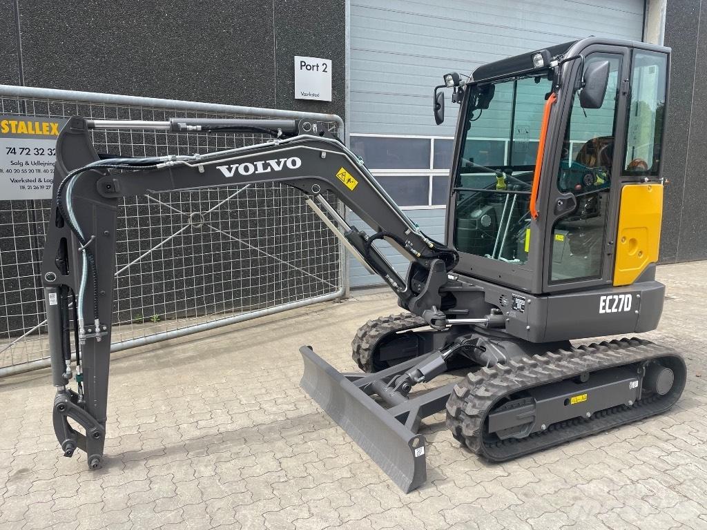Volvo EC27D Minikoparki