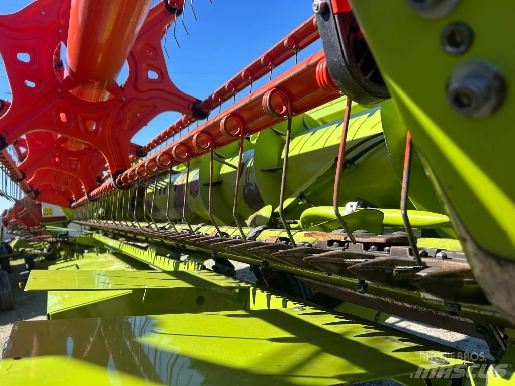CLAAS Tucano 440 Kombajny zbożowe