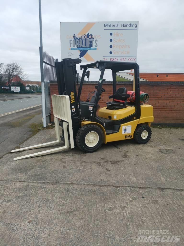 Yale GLP30 N Wózki LPG