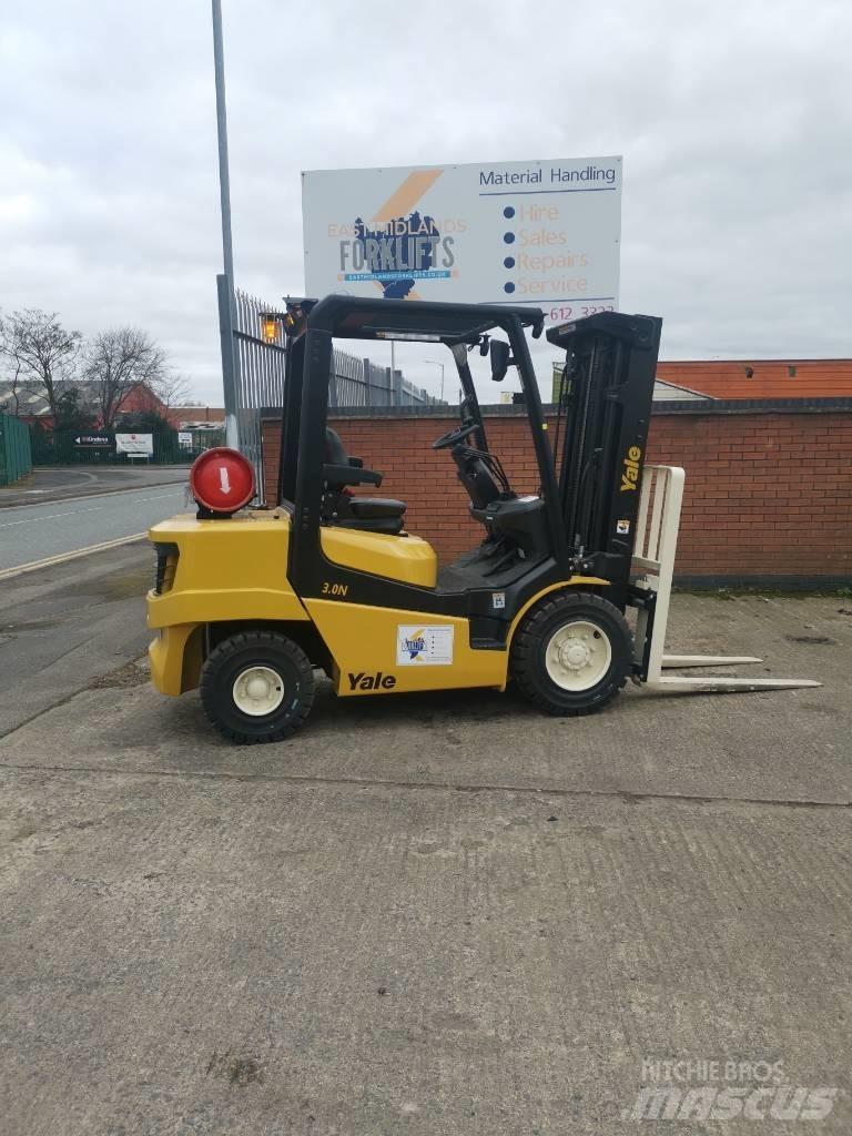 Yale GLP30 N Wózki LPG