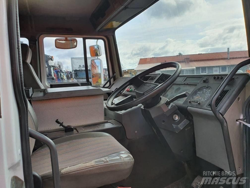Volvo FE618 Podnośniki na przyczepach