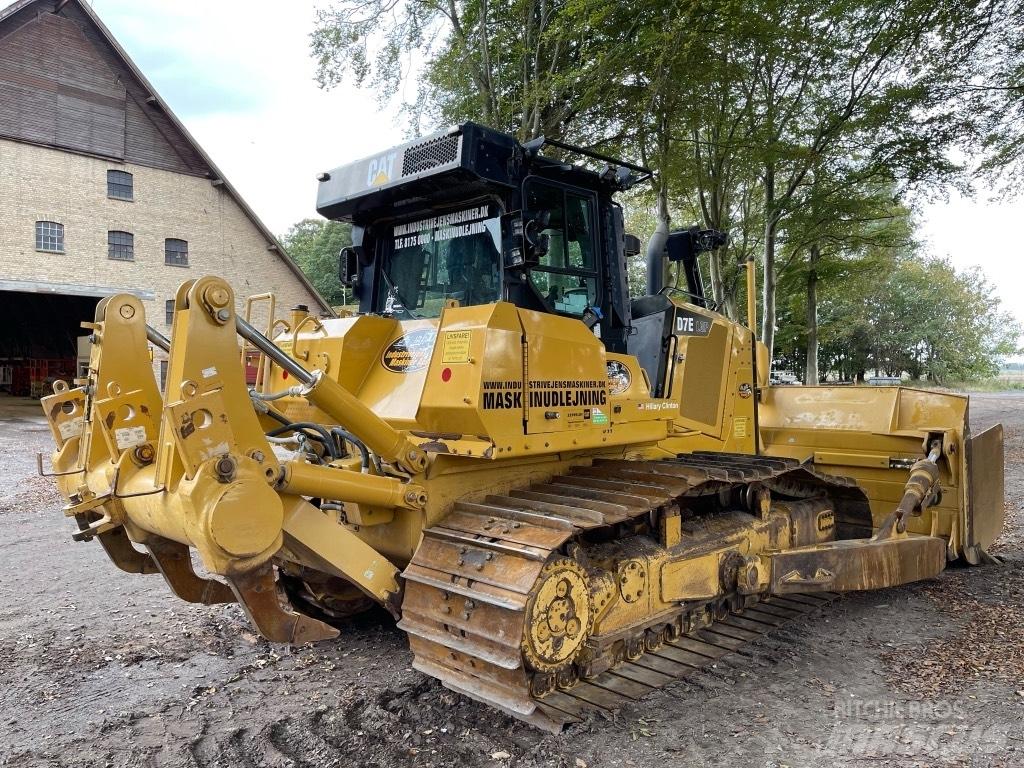 CAT D 7 E Spycharki gąsienicowe