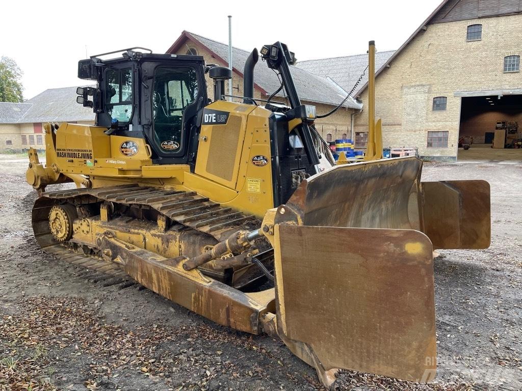 CAT D 7 E Spycharki gąsienicowe