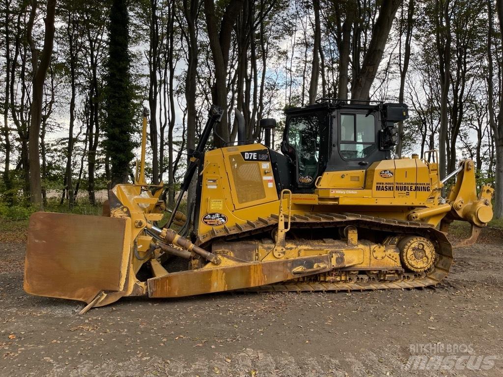 CAT D 7 E Spycharki gąsienicowe
