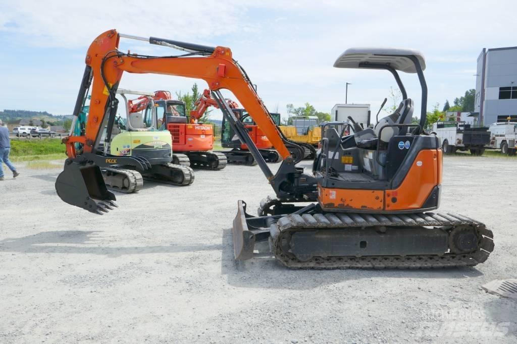 Hitachi ZX40U-3 Minikoparki