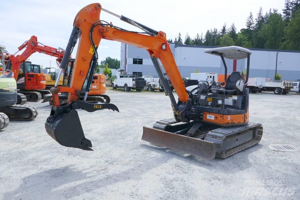 Hitachi ZX40U-3 Minikoparki
