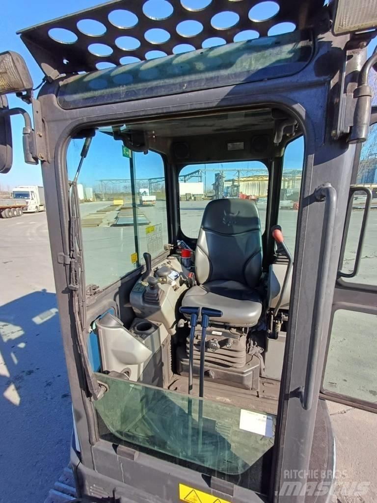 Bobcat E26 Minikoparki