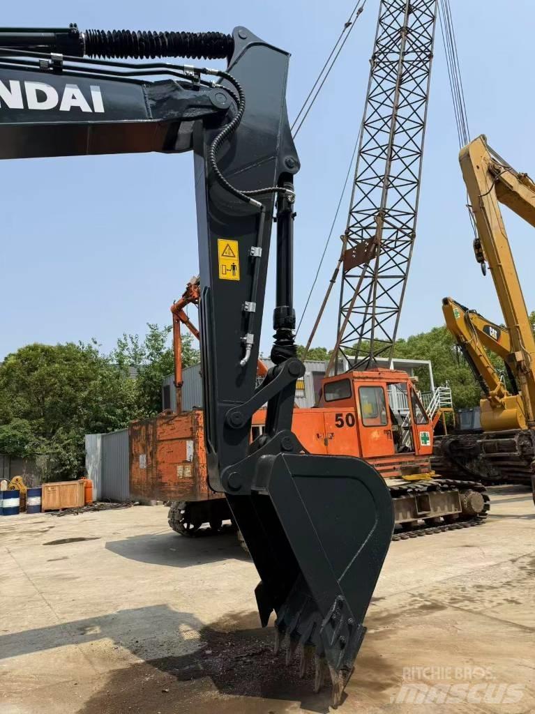 Hyundai R220LC-9S Midikoparki  7t - 12t