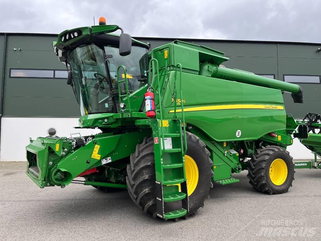John Deere T 550 Kombajny zbożowe