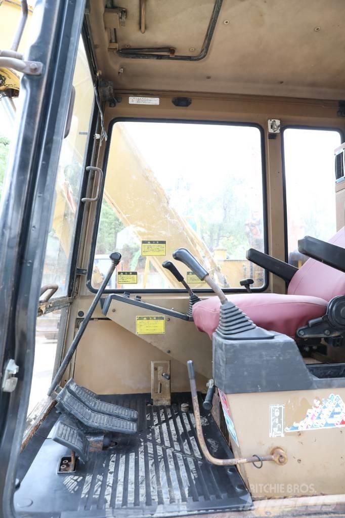 CAT E 70 B Minikoparki