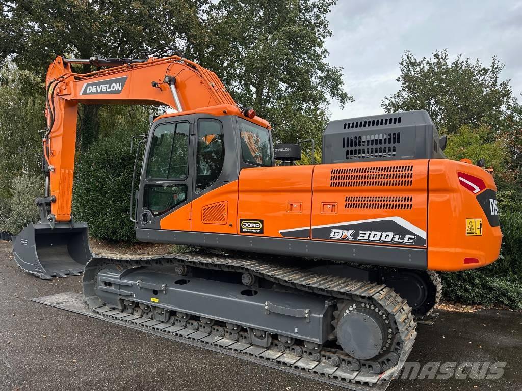 Develon DX 300 LC-7M Koparki gąsienicowe