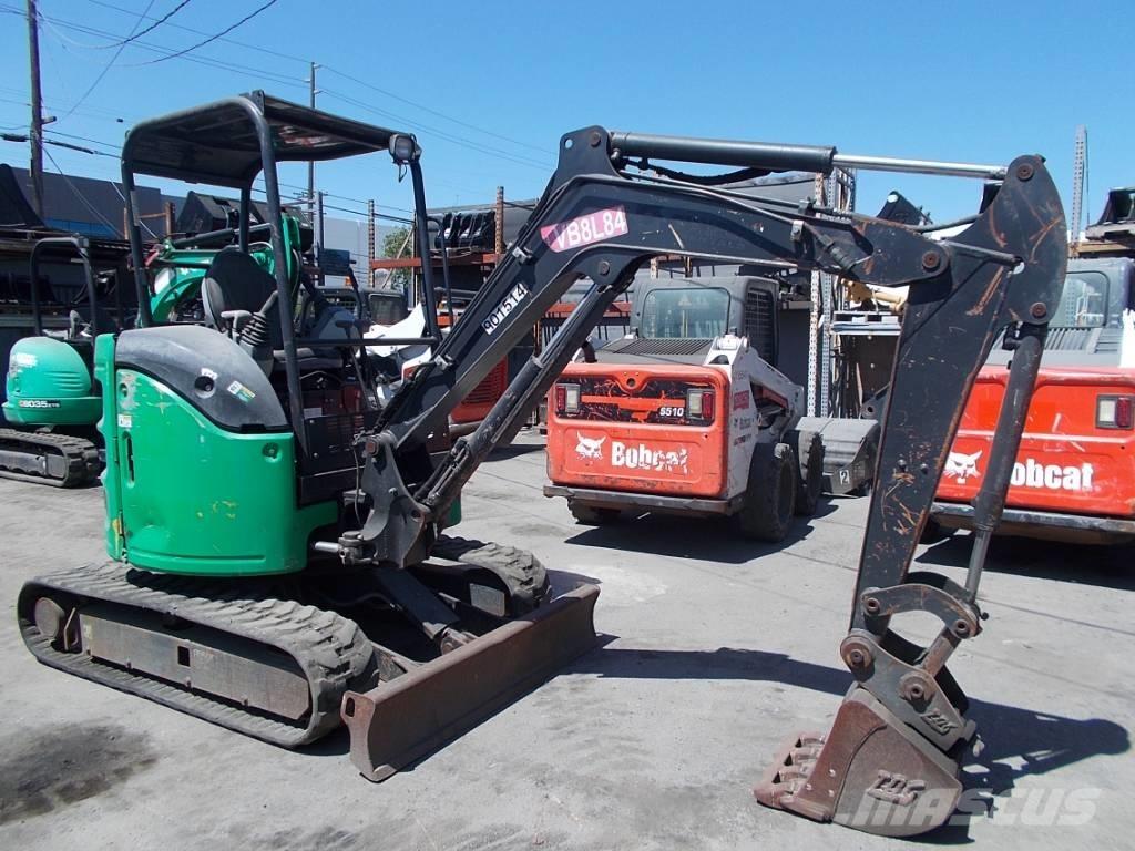 John Deere 26G Minikoparki