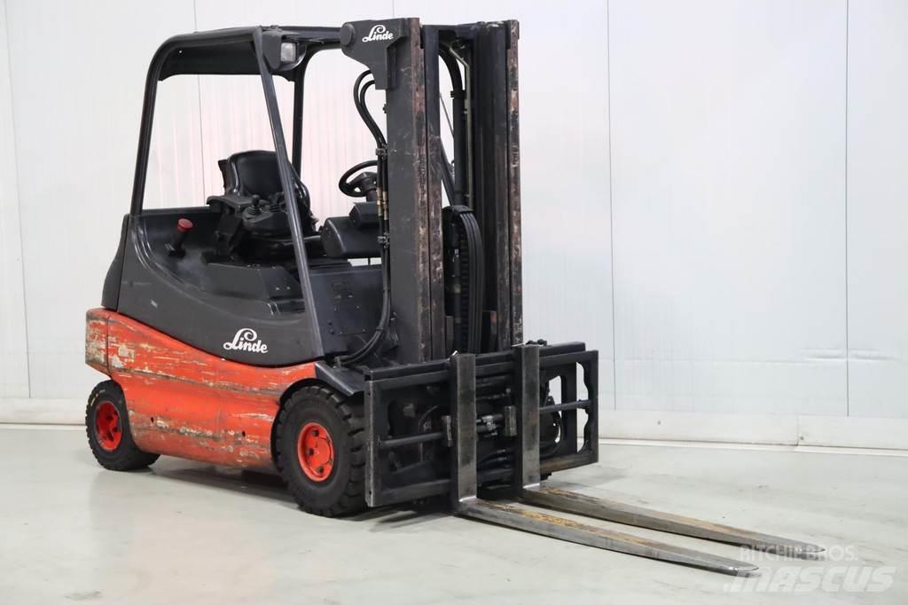 Linde E30-02 Wózki elektryczne