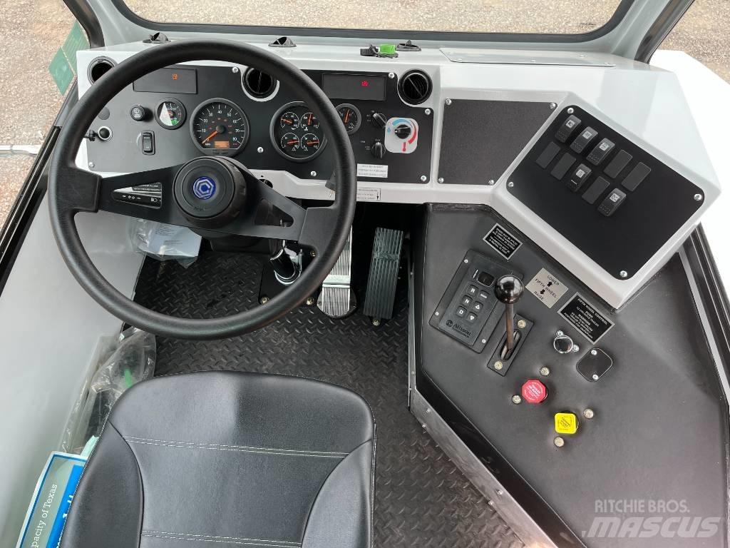 Capacity TJ5000 DOT Ciągniki terminalowe
