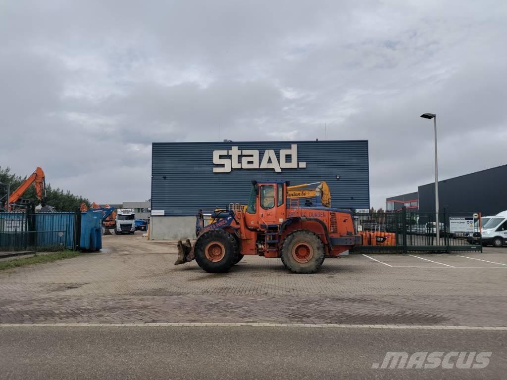 DEVELON DL300-5 Ładowacze i koparki czołowe