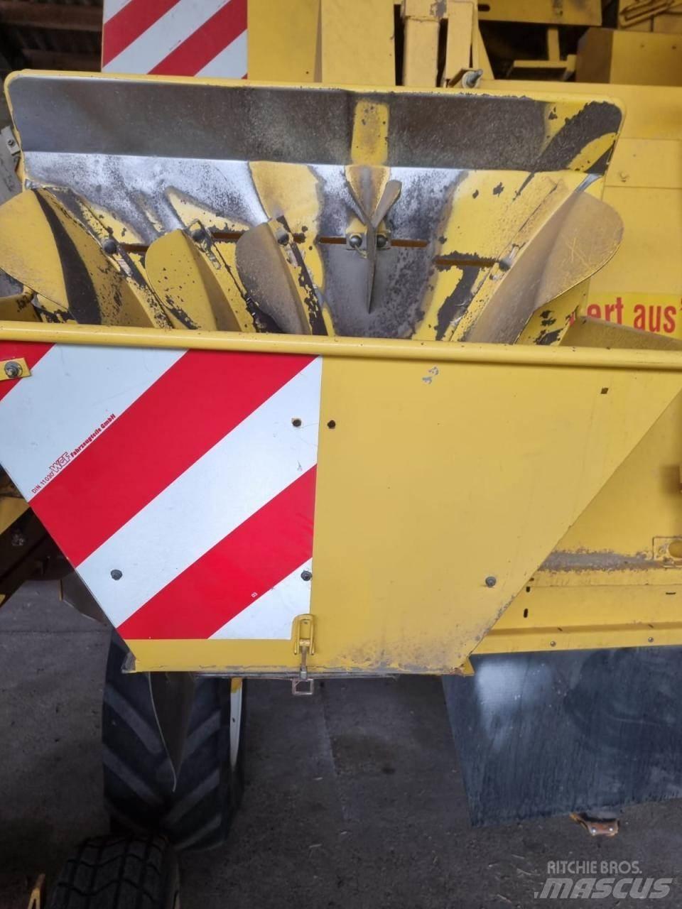 New Holland TF 76 Kombajny zbożowe