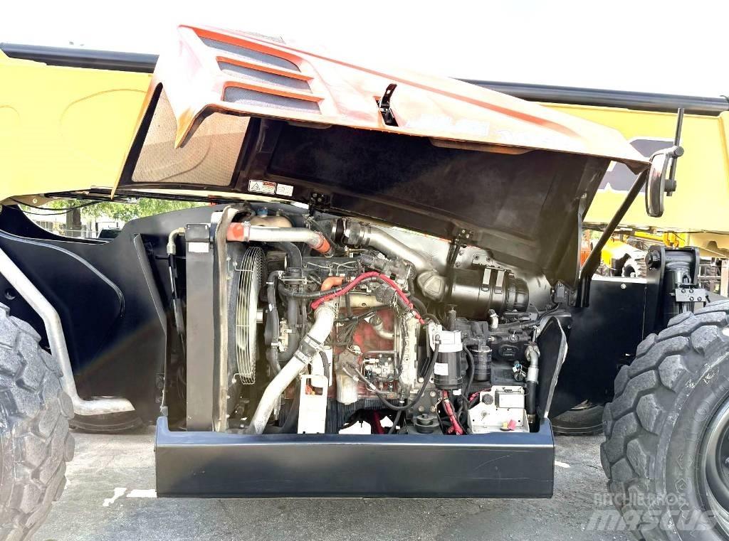 JLG 1055 Ładowarki teleskopowe