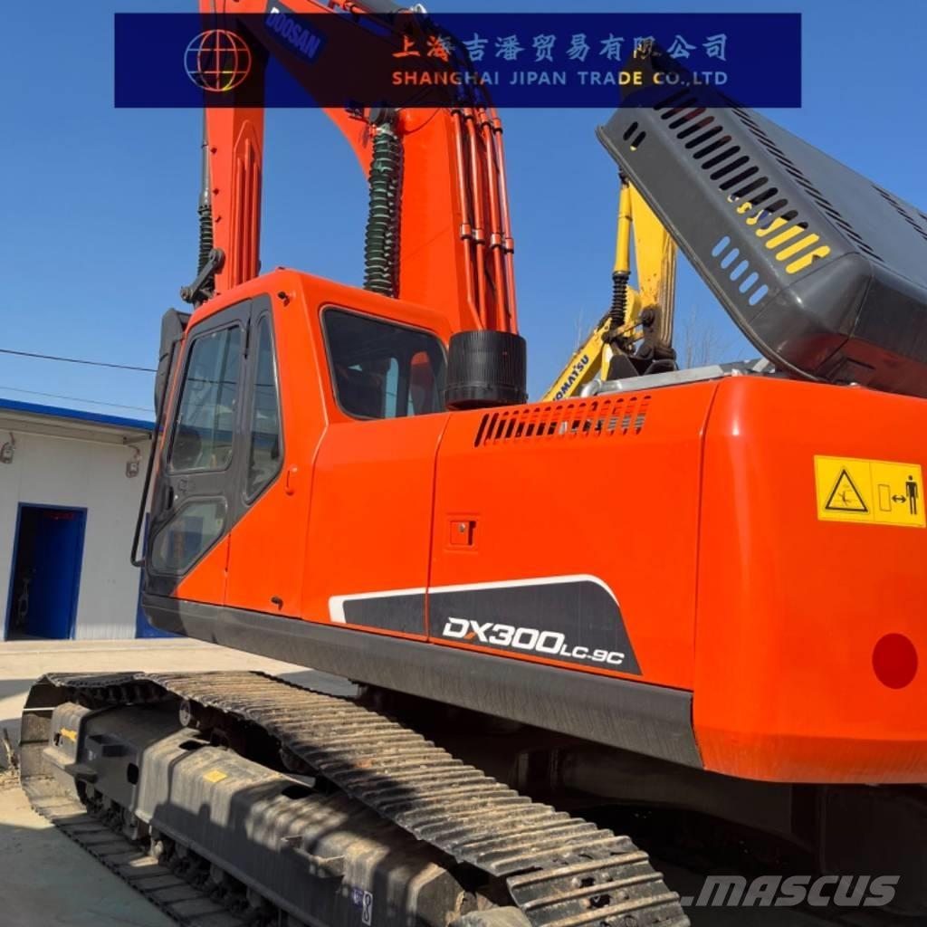Doosan DX 300 Koparki gąsienicowe