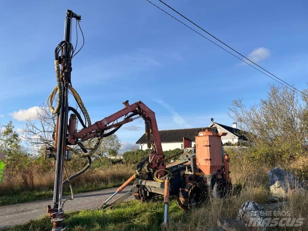Tamrock Commando 300 Wiertnice do nawierzchni