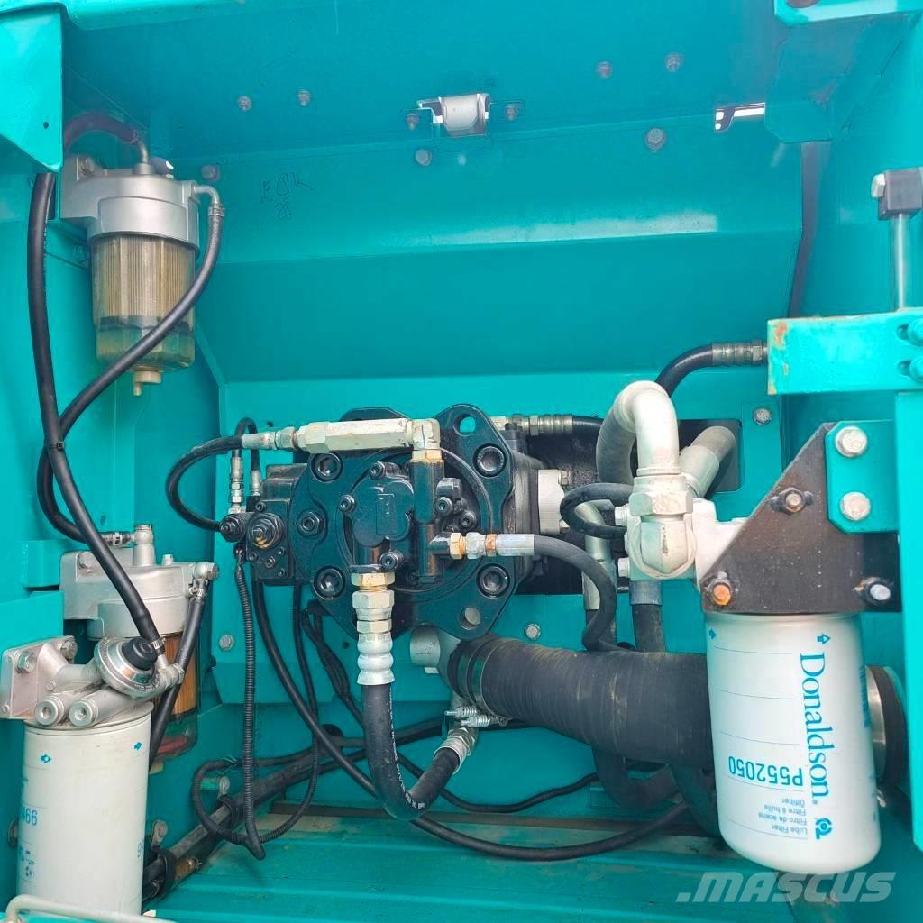 Kobelco SK 200 Koparki gąsienicowe