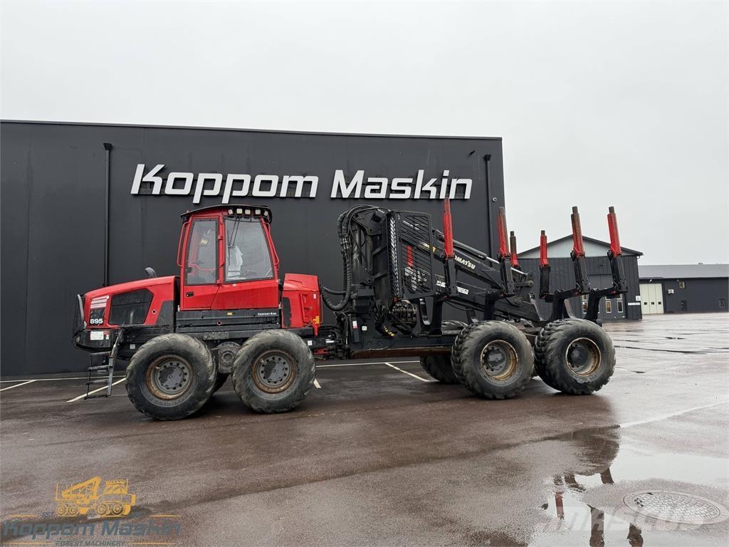 Komatsu 895 Forwardery