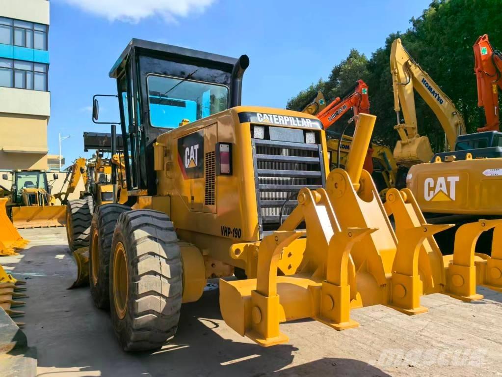 CAT 140 G Równiarki