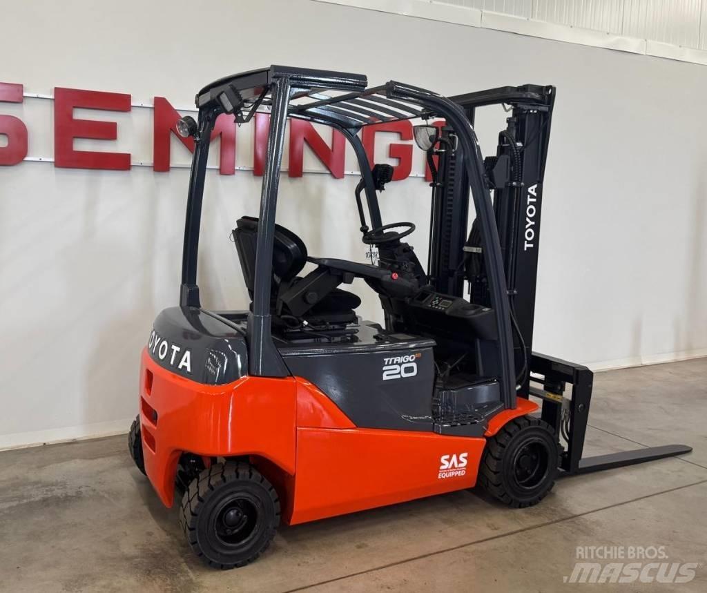 Toyota 10898 8FBM20T Wózki elektryczne